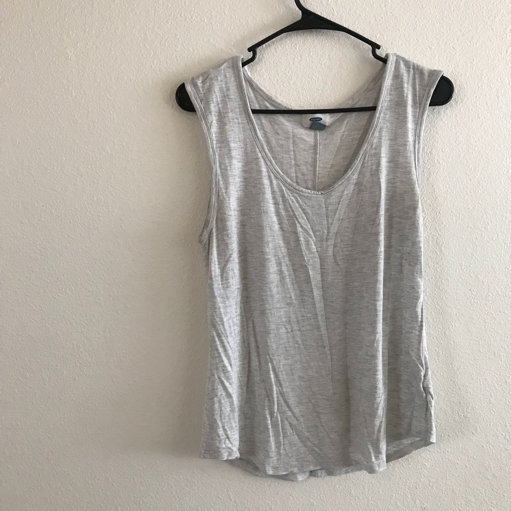Women’s Old Navy Tank Top (Medium)
